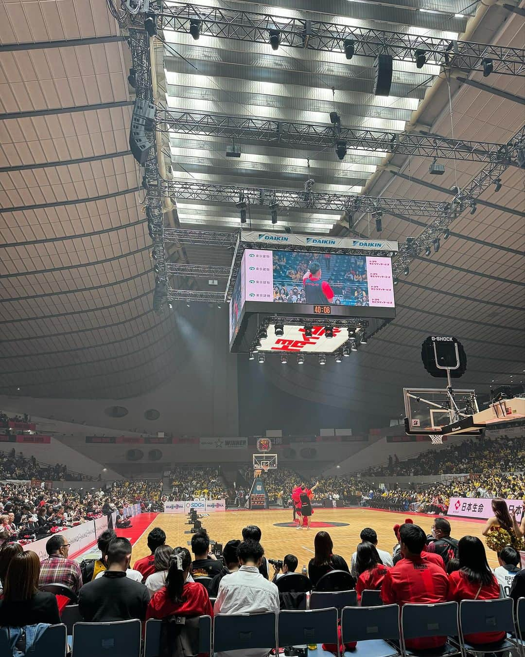 尾崎晟也さんのインスタグラム写真 - (尾崎晟也Instagram)「アルバルクの開幕戦！ 観戦してきました🏀  演出とか会場の雰囲気が最高やったな〜！  また観に行にいく！！ @zackab10   @adidastokyo @adidasbasketball @alvark_tokyo」10月14日 22時58分 - o.se1ya