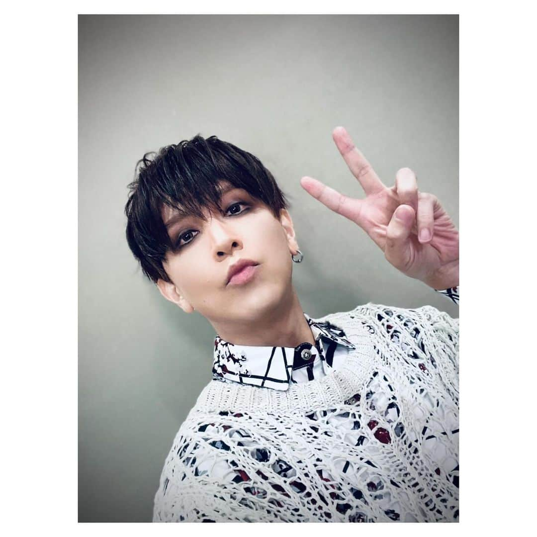 佐藤ケンケンのインスタグラム：「Plastic Tree Autumn Tour2023「痣と花」 ツアー五日目東京公演  終了しました。 m(_ _)m  http://www.plastic-tree.com/  同じ時間を過ごしてくれてありがとう。 ・ ・ ・ ・ ・ ・ #sonordrums #vaterdrumsticks #小出シンバル #EvansDrumHeads #JerryHarveyAudio #ZoomCreator #ライブ #concert #ドラム #バンド #drums #佐藤ケンケン #痣と花 #PlasticTree」