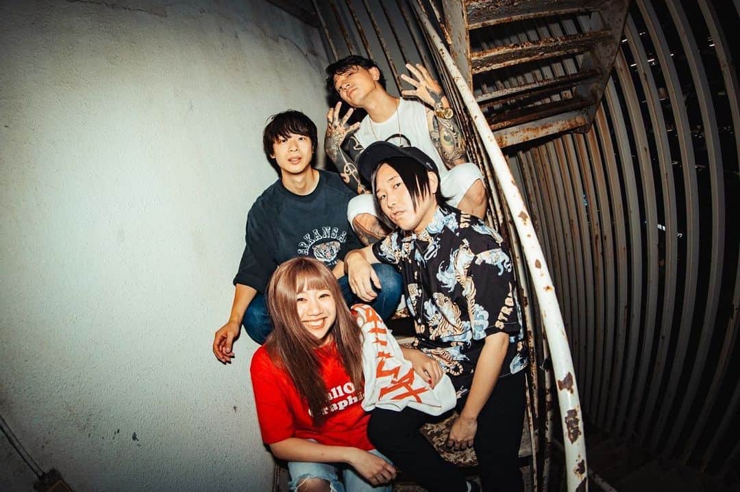 岩淵紗貴のインスタグラム：「REVENGE & CHALLENGE ツアー初日in新潟 ありがとうございました！！  ツアーの初日はドキドキやな！始まってみなきゃ分からない空気感！！  皆んな笑えましたか？👀🔥  遠征組もありがとう！！ 悩みがヘビーな人もおって心配やけど、自分を大切に！ 前にすすんでこうね！  明日は仙台！！🔥✨  📸 @soichiro_shi」