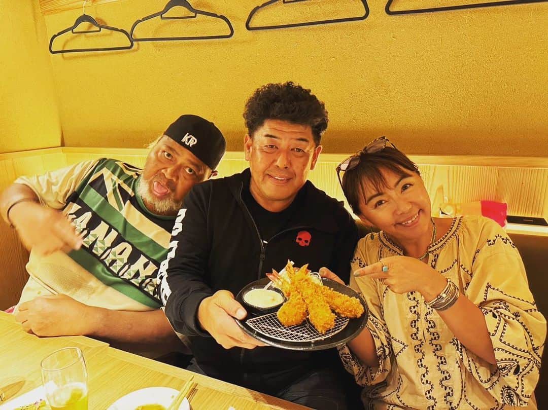 中村紀洋さんのインスタグラム写真 - (中村紀洋Instagram)「. 昨日から急遽小田原へ イベントにお邪魔してきました。 久しぶりに小錦さん、初めましての田中律子さんと　楽しい時間を過ごしました🍺. . BBQ最高‼️.  皆さん　 ありがとうございました❗️  #初めての  #小田原  #小錦さん  #田中律子  #古川ガス  #株式会社古川  #息抜き」10月14日 23時58分 - nakamura_norihiro5