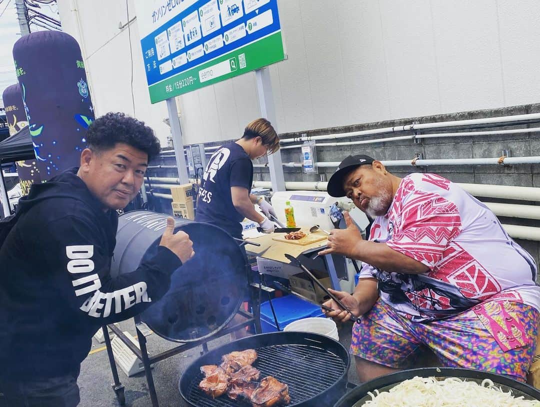 中村紀洋さんのインスタグラム写真 - (中村紀洋Instagram)「. 昨日から急遽小田原へ イベントにお邪魔してきました。 久しぶりに小錦さん、初めましての田中律子さんと　楽しい時間を過ごしました🍺. . BBQ最高‼️.  皆さん　 ありがとうございました❗️  #初めての  #小田原  #小錦さん  #田中律子  #古川ガス  #株式会社古川  #息抜き」10月14日 23時58分 - nakamura_norihiro5