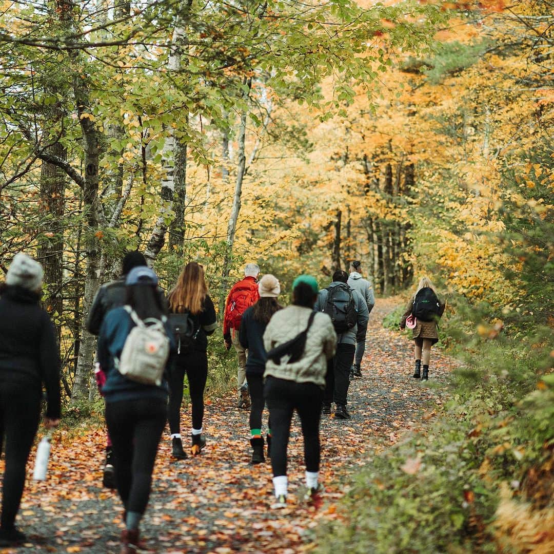 Snow Peak USAさんのインスタグラム写真 - (Snow Peak USAInstagram)「Enjoy fall with more time outside. This October, @autocamp and @snowpeakusa are teaming up to share the love of the outdoors and give you more time in nature.  GIVEAWAY - One winner will receive a 2-night stay at their choice of one of AutoCamp’s six locations and a $500 Snow Peak gift card to get outfitted for the adventure. Just follow the rules below and enter through the end of the month!  GATHERING + CAMPOUT - Join in on our time outside gatherings. Meet us at Snow Peak Brooklyn tonight, Saturday, October 14 from 4-7 PM, and join us upstate at AutoCamp Catskills from October 26-29 for culinary workshops, forest bathing, guided hikes, fireside conversations, and more! Plus, enjoy a Snow Peak pop-up at AutoCamp Catskills all October long. We’re here to help you recharge and connect with the outdoors and each other.   Head to our link in bio to enter to win, and then explore all of our events, happenings, and experiences.  Official Entry Rules Giveaway -Enter before 11:59 PDT on 10/31 -Follow @snowpeakusa and @autocamp -Tag at least 1 friend, bonus entries for up to 2 additional tags -Head to the link in bio to enter your email, agree to terms & conditions and complete entry  -Entrants must be 18+ and residents of the domestic United States」10月15日 0時28分 - snowpeakusa