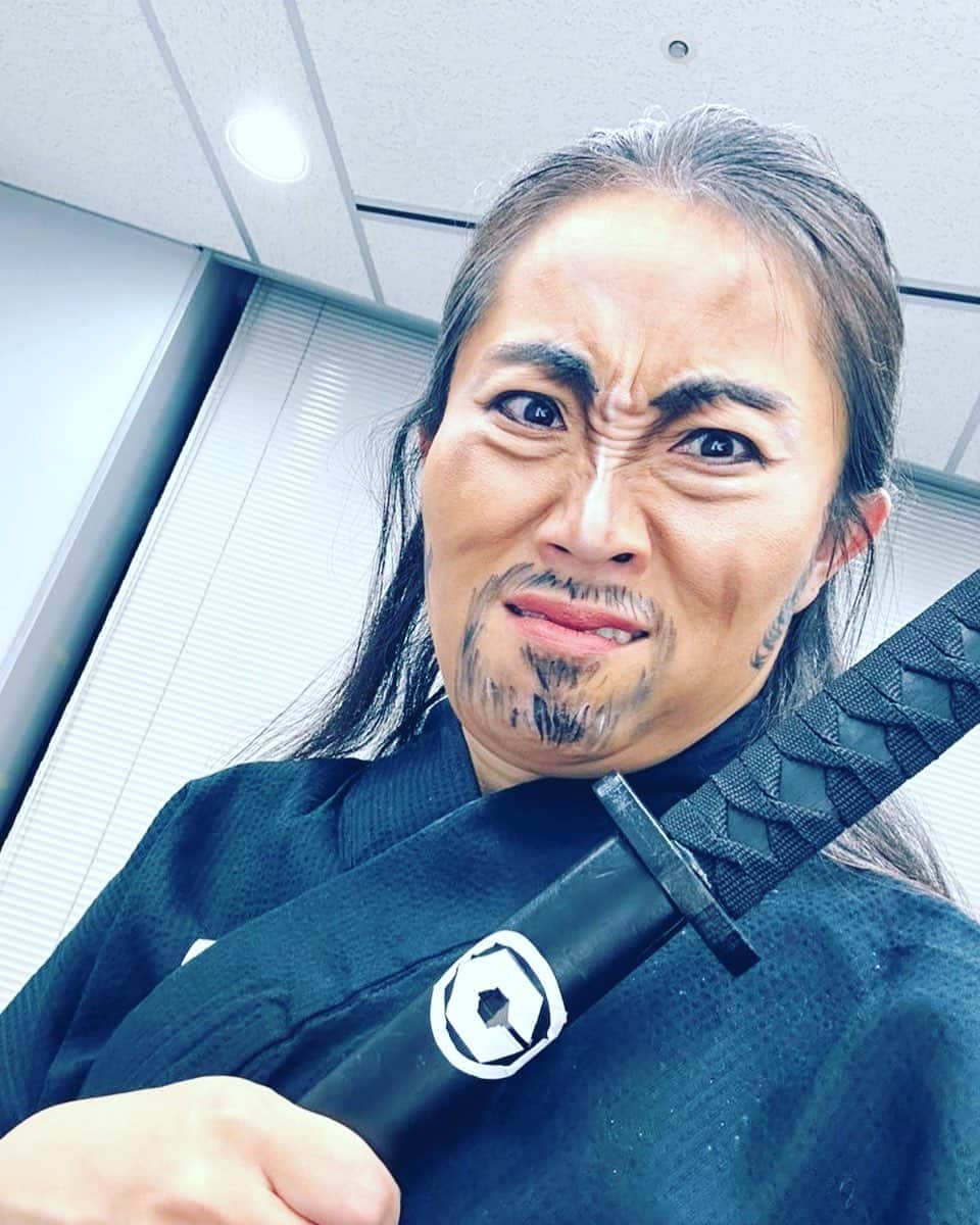 キンタロー。さんのインスタグラム写真 - (キンタロー。Instagram)「後夜祭はどこかにいる、 VIVANTのノゴーン•ベキを是非探してみてください。 #オールスター後夜祭23秋」10月15日 0時30分 - kintalo_