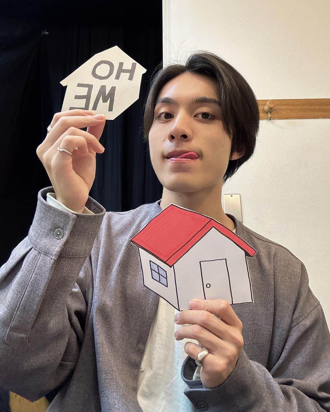 吉田知央のインスタグラム：「🏠HOME」