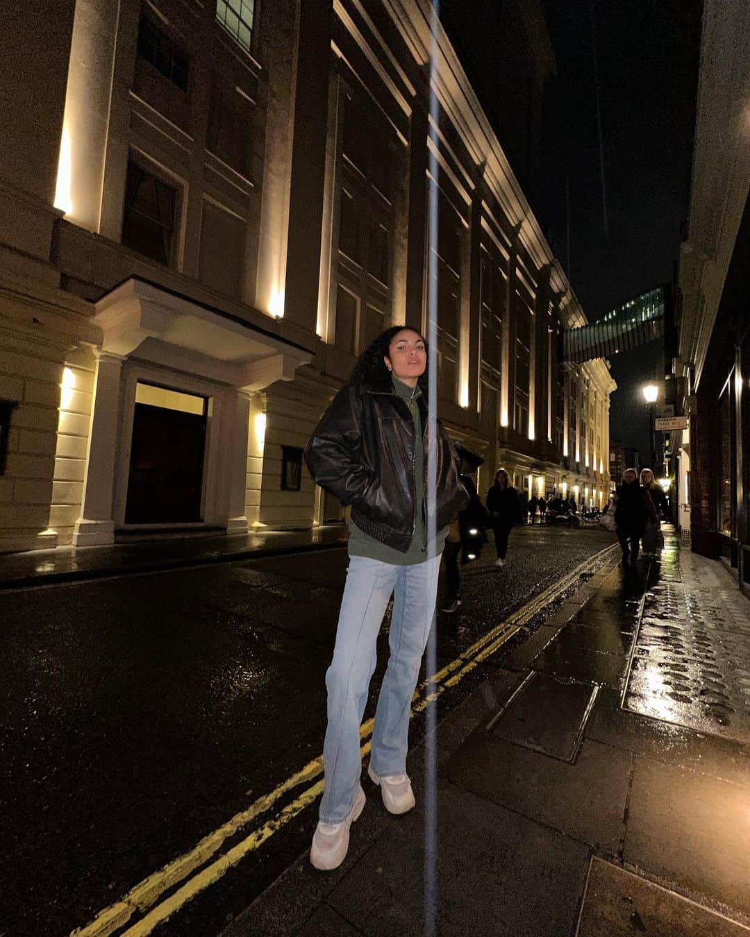 Julianna Townsendのインスタグラム：「Good Times in London 🇬🇧#recap#recently#london」