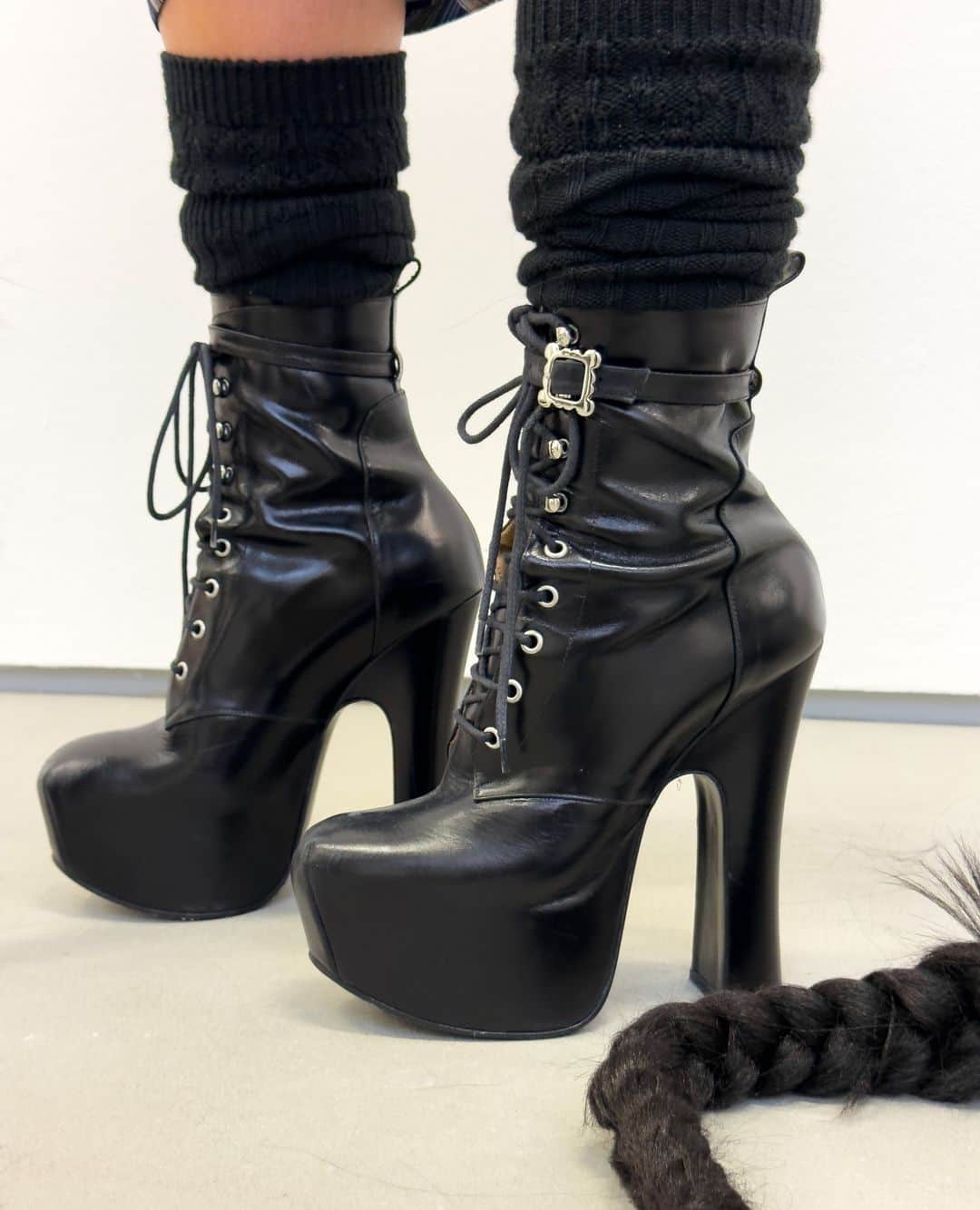 のインスタグラム：「Our Pleasure boots are now available online and across our boutiques.⁠ ⁠ #VWAW2324」