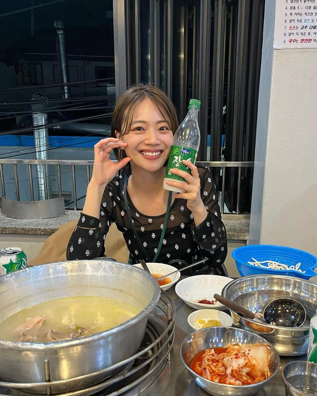 藤野結衣さんのインスタグラム写真 - (藤野結衣Instagram)「Korea trip 🇰🇷  美味しかったグルメたち🌶  韓ドラ見てやりたかった漢江ラーメン🍜🥟 最高すぎるから日本にも作ってほしいな〜♡コンビニフードの美味しさを再確認した🏪✨  聖水の街歩きが楽しかったな〜🛍☕️ 食べたいものはほぼ食べれたはず🤤 viyottは毎朝食べてたんだけど、ほんと美味しすぎて日本に持って帰りたかった😯🫶  たくさん歩き回ったけどまだまだやり残したことあるからまた定期的に行きたい🇰🇷でした✈︎ . . . . #韓国グルメ #韓国 #韓国料理 #korean #koreanfood #東大門 #カロスキル #聖水カフェ #聖水 #漢江ラーメン」10月15日 12時15分 - yui_fujino