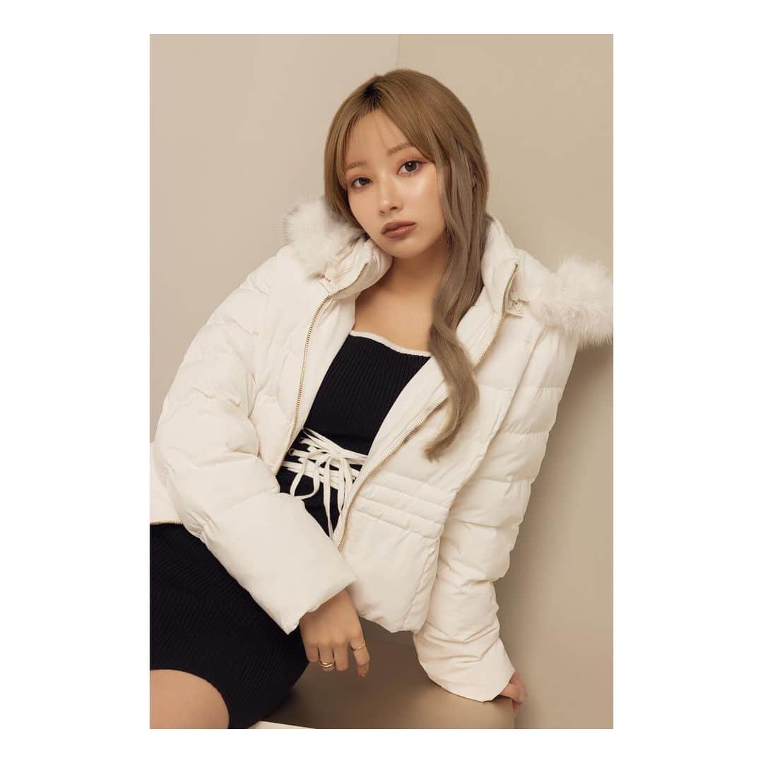 LIP SERVICEさんのインスタグラム写真 - (LIP SERVICEInstagram)「2023 OUTER COLLECTION  【NEW ARRIVAL】  #グラスラインショート中綿jk ¥18,150(tax in)  -------------------------------  atomicboxxではPREORDER受付中&WEBカタログが公開中！  #LIPSERVICE #リップサービス   #newarrival #2023winter #wintercollection #outer #アウター  中綿ジャケット #女子会コーデ #デートコーデ #ootd #fashion」10月15日 12時04分 - lipservice_official