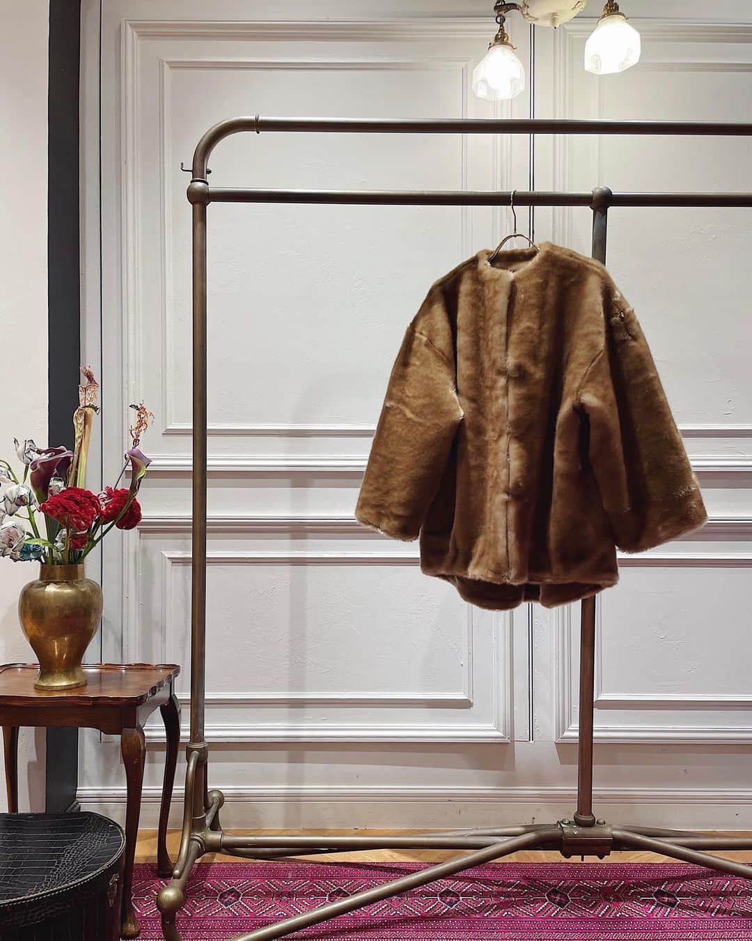 IÉNA LA BOUCLEのインスタグラム：「.  本日も皆様のご来店をお待ちしております。  jacket〈a point etc〉 ¥71,500 intax no. 23010915001330  #ienalaboucle#iena#イエナ#イエナラブークル#ienalaboucle_23aw」