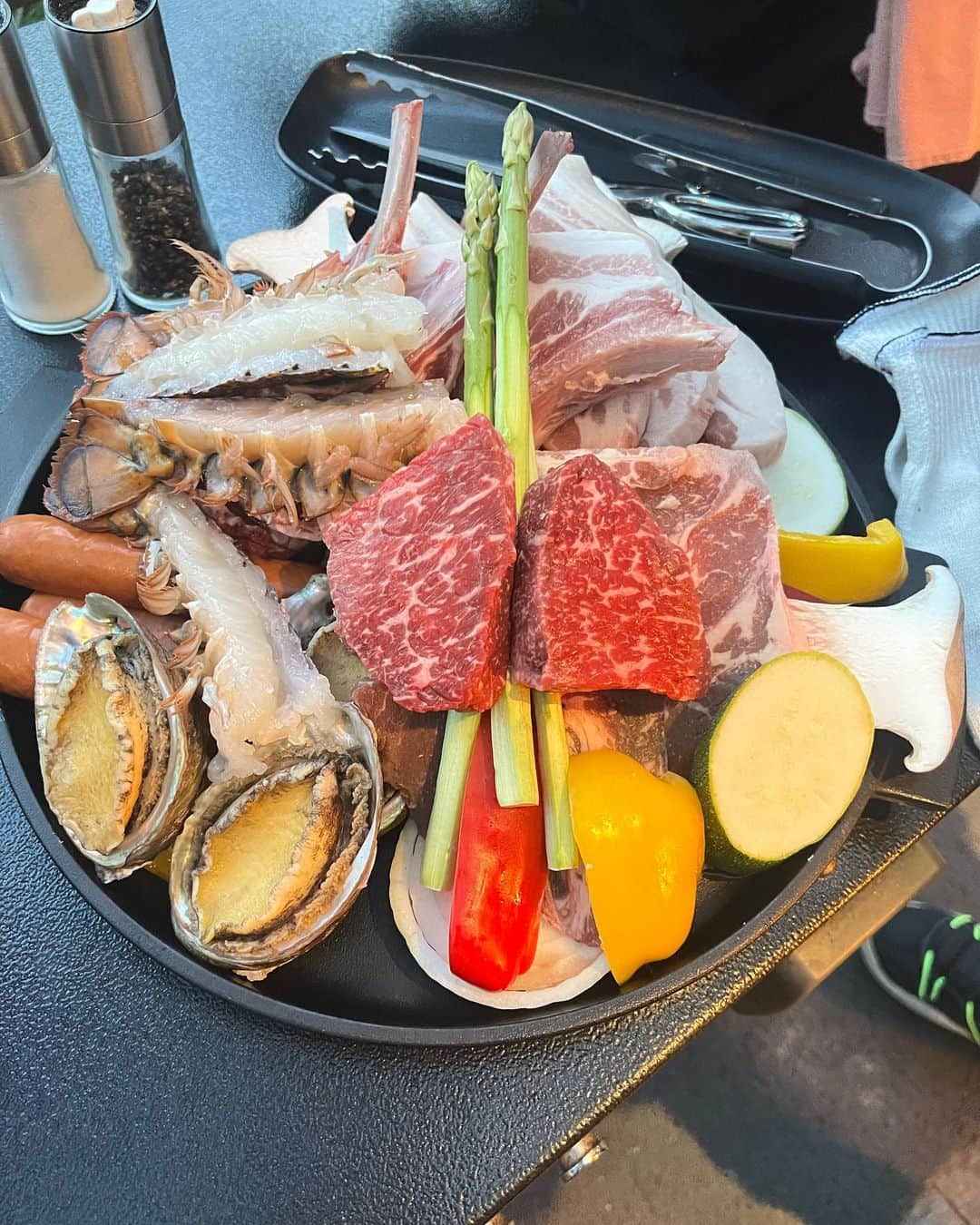 イ・ダヘさんのインスタグラム写真 - (イ・ダヘInstagram)「#가을🍁 #bbq🥩」10月15日 12時34分 - leedahey4eva