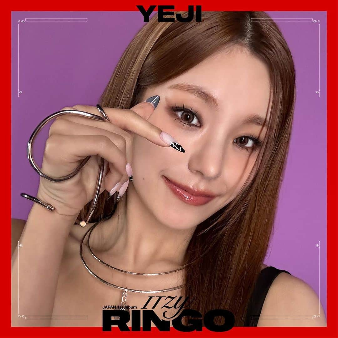 ITZYのインスタグラム：「. ITZY JAPAN 1st Album『RINGO』 2023.10.18(wed) Release  D-3🍎 #YEJI #LIA #ITZY #RINGO #ITZY_RINGO」