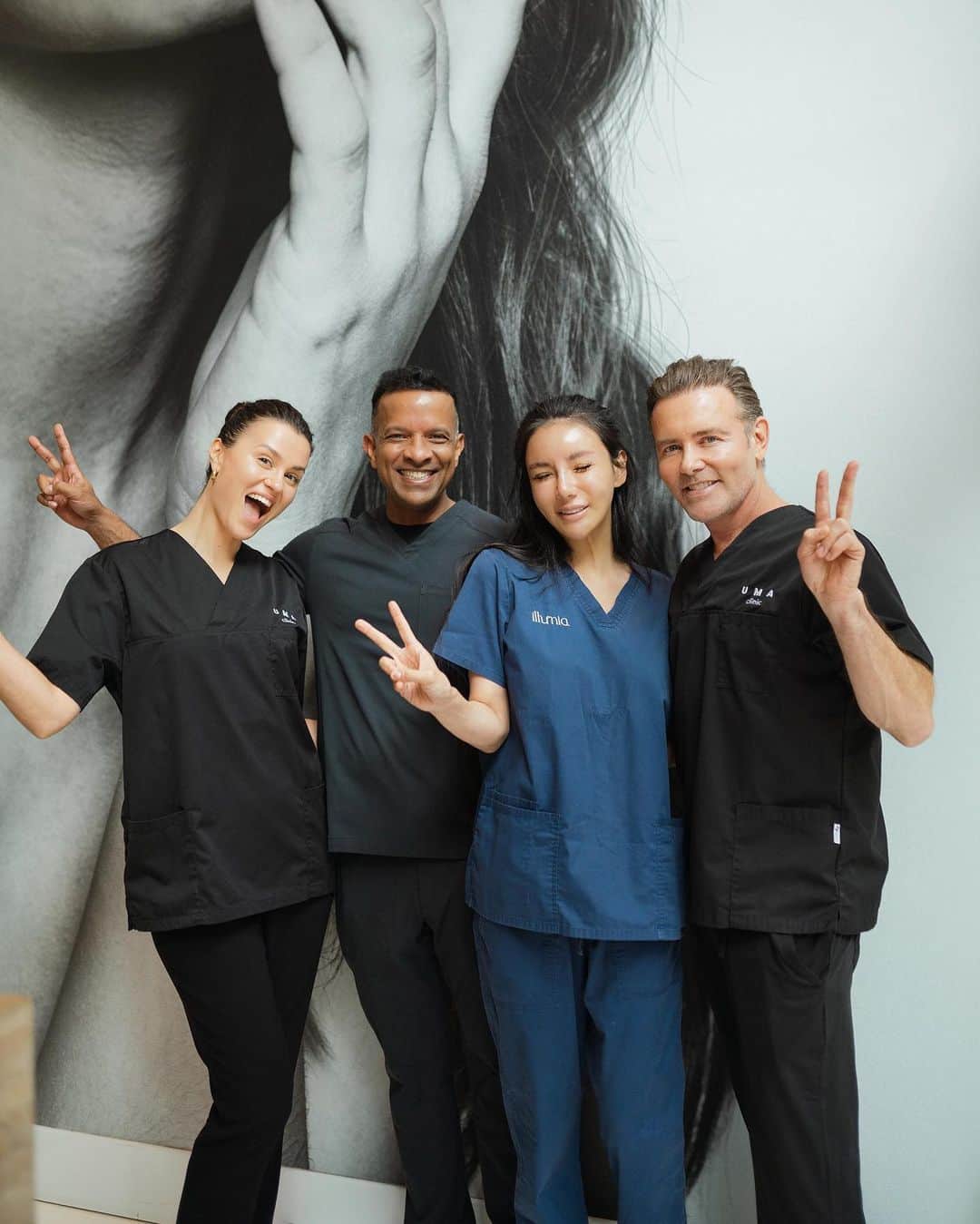 キム・イムのインスタグラム：「We went to the Netherlands for 36 hours just to shadow and train with  @drjanivanloghem  Big congrats on @uma.institute.clinic @uma.academy  expanding to such amazing space ❤️」