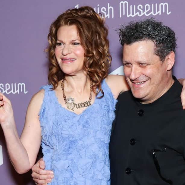 サンドラ・バーンハードのインスタグラム：「This was from a Purim event @jewishmuseum with my forever soul brother @imisaacmizrahi Happy Birthday darling friend in these tumultuous times we need to stick together love you」