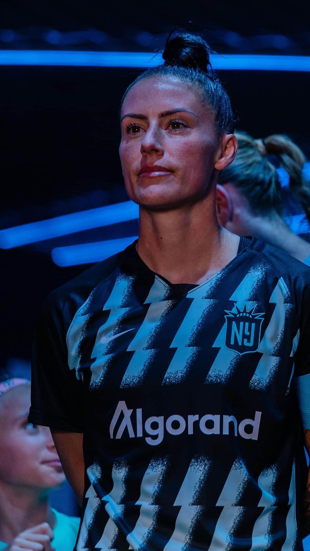 アリ・クリーガーのインスタグラム：「From teammates to lifelong friends. 🥹🖤  #ThankYouKriegs」
