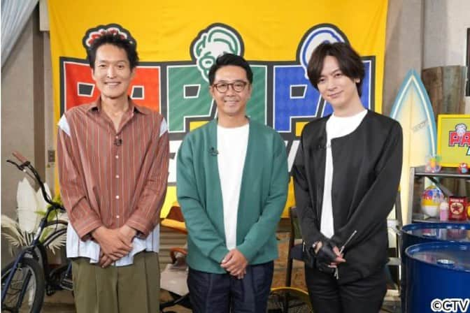 藪木健太郎さんのインスタグラム写真 - (藪木健太郎Instagram)「本日、10月15日14時59分から 『PAPAPAダン!!!』放送です！  芸能人パパの他では話したことない子育ての話を 千原ジュニアさん、矢作兼さん、DAIGOさんの3人が話し尽くします。 独身時代が長く、自分の事が大好きで過ごしてきた3人が 何よりも大切なもの、「子供」ができた事での変化を 楽しそうに喋ってます(^^)  「〇〇が1番おもろない」と子供に言うジュニアさん 車同様、道具にこだわる矢作さん 奥さんとの共働きの中、助け合って子供に向き合うDAIGOさん など それぞれの楽しみ方で子育てに向き合ってる様子がとても新鮮です！  リアルタイムでは東海3県のみですが TVerなどで配信されますので 他の地域の方はそちらでお楽しみください😊  #PAPAPAダン #パパパダン #千原ジュニア #千原兄弟 #矢作兼 #おぎやはぎ #DAIGO #中村仁美 #子育て #子育てパパ #中京テレビ #TVer」10月15日 8時19分 - kentaroyabuki