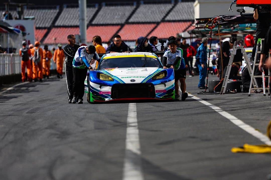 平中克幸さんのインスタグラム写真 - (平中克幸Instagram)「. SUPER GT 第7戦オートポリス . . 予選は8位、決勝は450kmと昨年より長いレースになります。 . . 前戦に引き続き全力で前を狙っていきます！応援宜しくお願いします。 . . . . . . . . . #林テレンプ  #shaderacing  #supergt #koshido #ficata #tsconcept  #TENKAI #アリア #bigdaddygraphics #gr86  #gr86gt #seidoya  #制動屋ブレーキ #eyevol #天ぷら料理花歩 #タカヤマ株式会社 #zenaq  #株式会社ゼナック #ゼナック」10月15日 8時31分 - katsuyukihiranaka