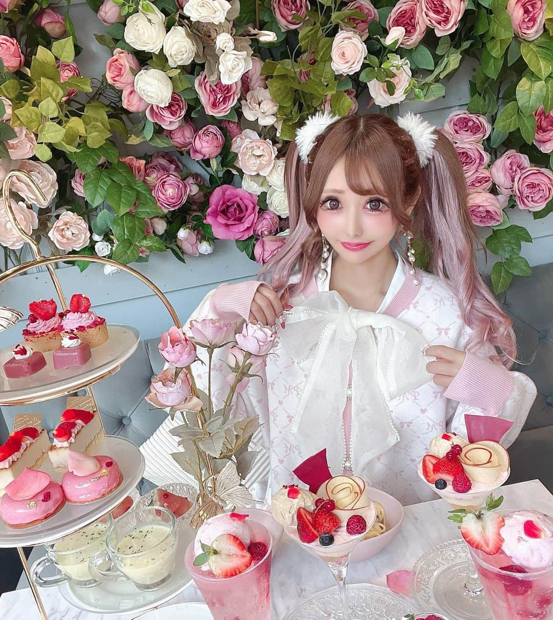 桜咲姫奈さんのインスタグラム写真 - (桜咲姫奈Instagram)「🎀オートクチュールカフェ🎀 (@hautecouturecafe_official )  お洋服はぷりめろちゃん🤍  #プリメロ #プリメロコーデ #marscoordinate #mars #PrincessMelody #LiLimPark #マーズ #マーズコーデ #ガーリーコーデ #地雷コーデ #量産型コーデ #地雷系女子 #地雷女 #地雷系 #量産型オタク #量産型 #量産型女子 #ガーリー #リボン」10月15日 9時32分 - himena_ousaki