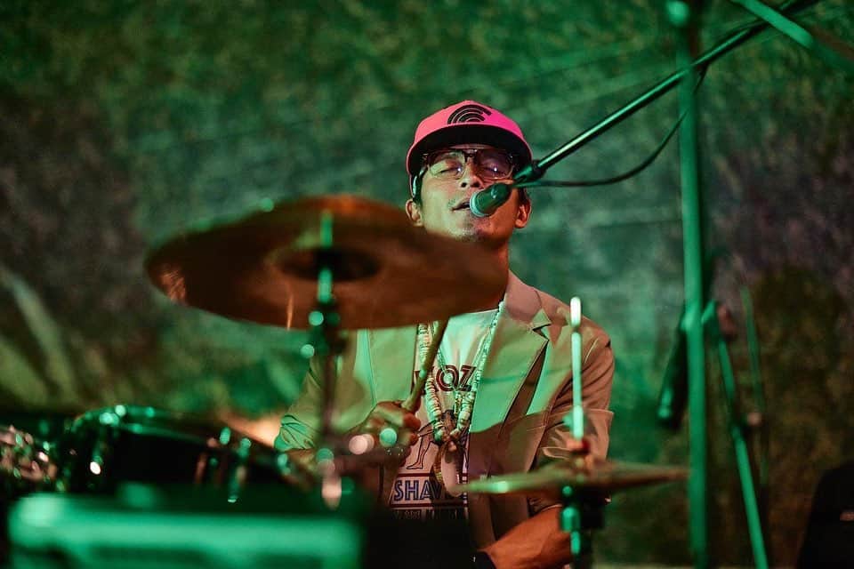 KAI_SHiNEさんのインスタグラム写真 - (KAI_SHiNEInstagram)「Humble Soul🦁🎸🔥 Big MAHALO‼︎🤙  📸 @yasumamiura  🌴 @zaimokuza_seasons   #humblesoul #japantour2023 #hawaii #mauistrong #shonan #kamakura #music #onelink #playhaverock #yamaarashi #live #life #vibe #tourlife #感謝 #jp」10月15日 9時56分 - kai_shine134