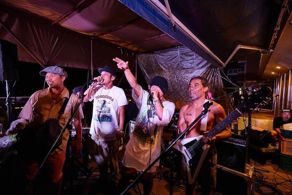 KAI_SHiNEさんのインスタグラム写真 - (KAI_SHiNEInstagram)「Humble Soul🦁🎸🔥 Big MAHALO‼︎🤙  📸 @yasumamiura  🌴 @zaimokuza_seasons   #humblesoul #japantour2023 #hawaii #mauistrong #shonan #kamakura #music #onelink #playhaverock #yamaarashi #live #life #vibe #tourlife #感謝 #jp」10月15日 9時56分 - kai_shine134