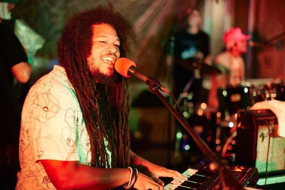 KAI_SHiNEさんのインスタグラム写真 - (KAI_SHiNEInstagram)「Humble Soul🦁🎸🔥 Big MAHALO‼︎🤙  📸 @yasumamiura  🌴 @zaimokuza_seasons   #humblesoul #japantour2023 #hawaii #mauistrong #shonan #kamakura #music #onelink #playhaverock #yamaarashi #live #life #vibe #tourlife #感謝 #jp」10月15日 9時56分 - kai_shine134