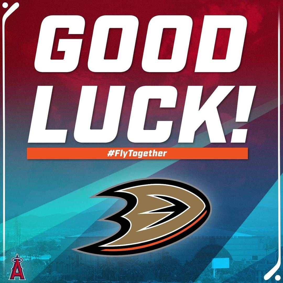 ロサンゼルス・エンゼルス・オブ・アナハイムのインスタグラム：「wishing you the best this season, @anaheimducks!   #FlyTogether」