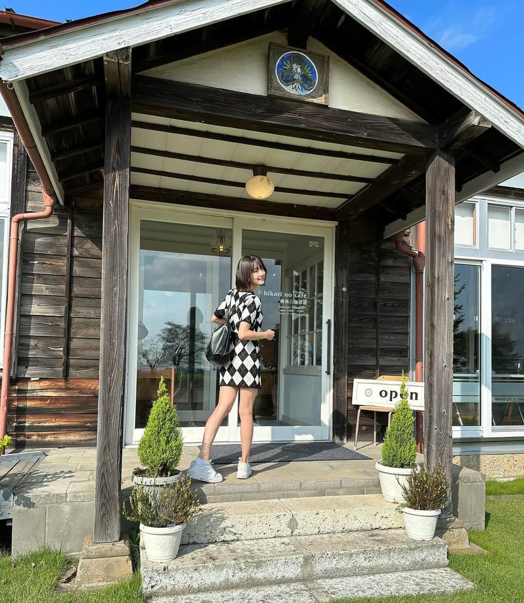 新唯さんのインスタグラム写真 - (新唯Instagram)「hikari no cafe 蜂巣小珈琲店 いったときの📸  #栃木県 #カフェ」10月15日 10時39分 - arata_yui_