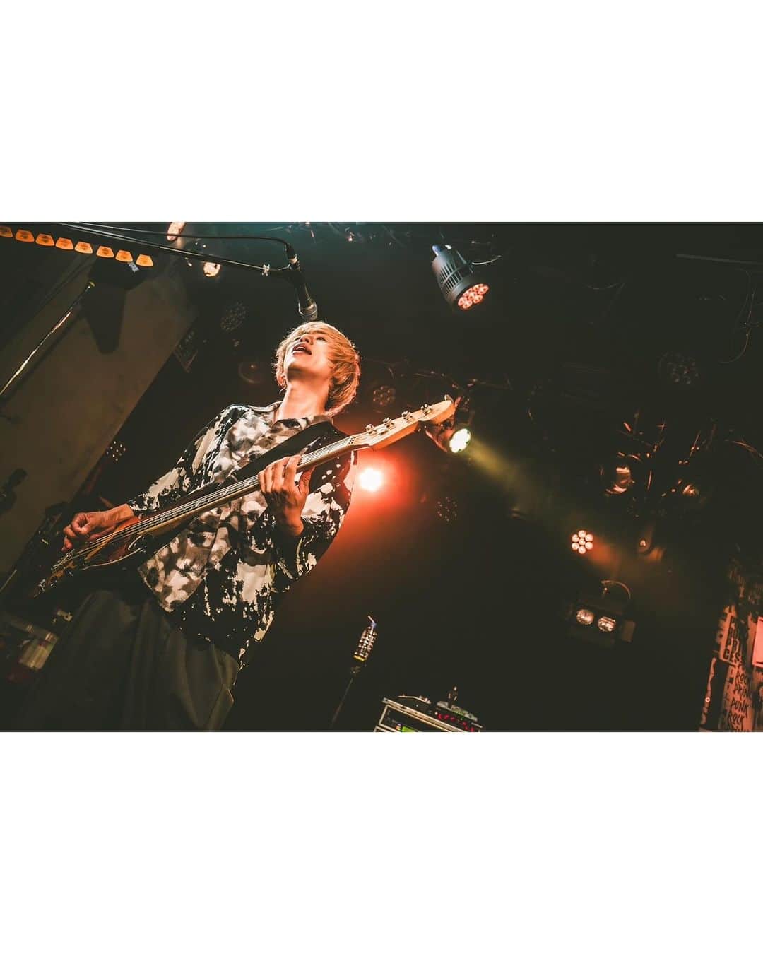 KEYTALKのインスタグラム：「2023.10.14 松山 W studio RED Dizzy Sunfist “PUNK ROCK PRINCESS” TOUR 2023-24  photo @naoto_iwabuchi_」