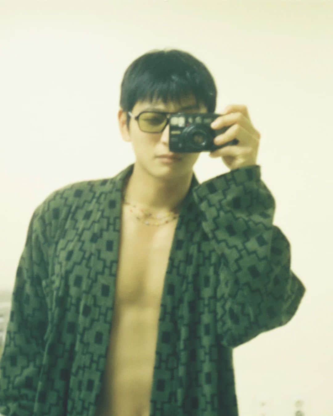 ジヌン さんのインスタグラム写真 - (ジヌン Instagram)「이러다 보니 어느새👣💓」10月15日 11時17分 - jinwoon52