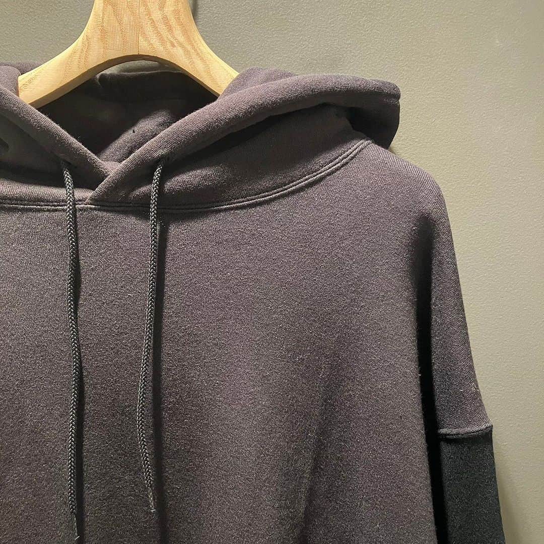 BEAMS JAPANさんのインスタグラム写真 - (BEAMS JAPANInstagram)「＜UNUSED＞ Mens Switching Sweat Hoodie ¥35,200-(inc.tax) Item No.11-13-0523 BEAMS JAPAN 2F ☎︎03-5368-7317 @beams_japan #unused #beams #beamsjapan #beamsjapan2nd Instagram for New Arrivals Blog for Recommended Items」10月15日 11時32分 - beams_japan