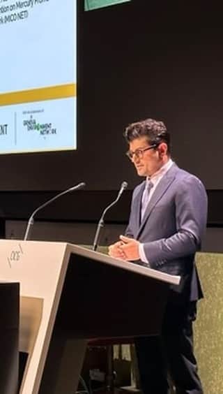 キャサリン・ジェンキンスのインスタグラム：「So incredibly proud of my husband @andrewlevitas speaking today at The United Nations, Geneva at the Minamata COP-5. Knowing how much he cares, Aaliyah & I were so excited to watch from home and hear it described as an ‘inspirational speech’. I will post the link in my stories if you would like see it yourself ❤️」