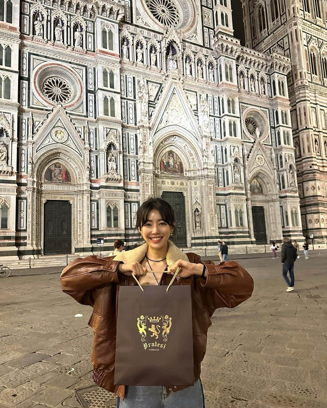 キム・ヨンソさんのインスタグラム写真 - (キム・ヨンソInstagram)「Greece & florence ✨」10月30日 6時08分 - yeoni__me