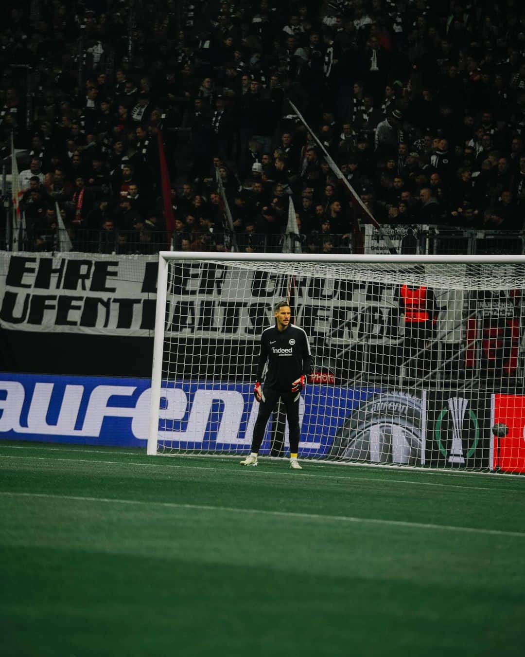 イェンス・グラールのインスタグラム：「Mund abputzen und am Mittwoch geht’s weiter 🦅💪🏻」