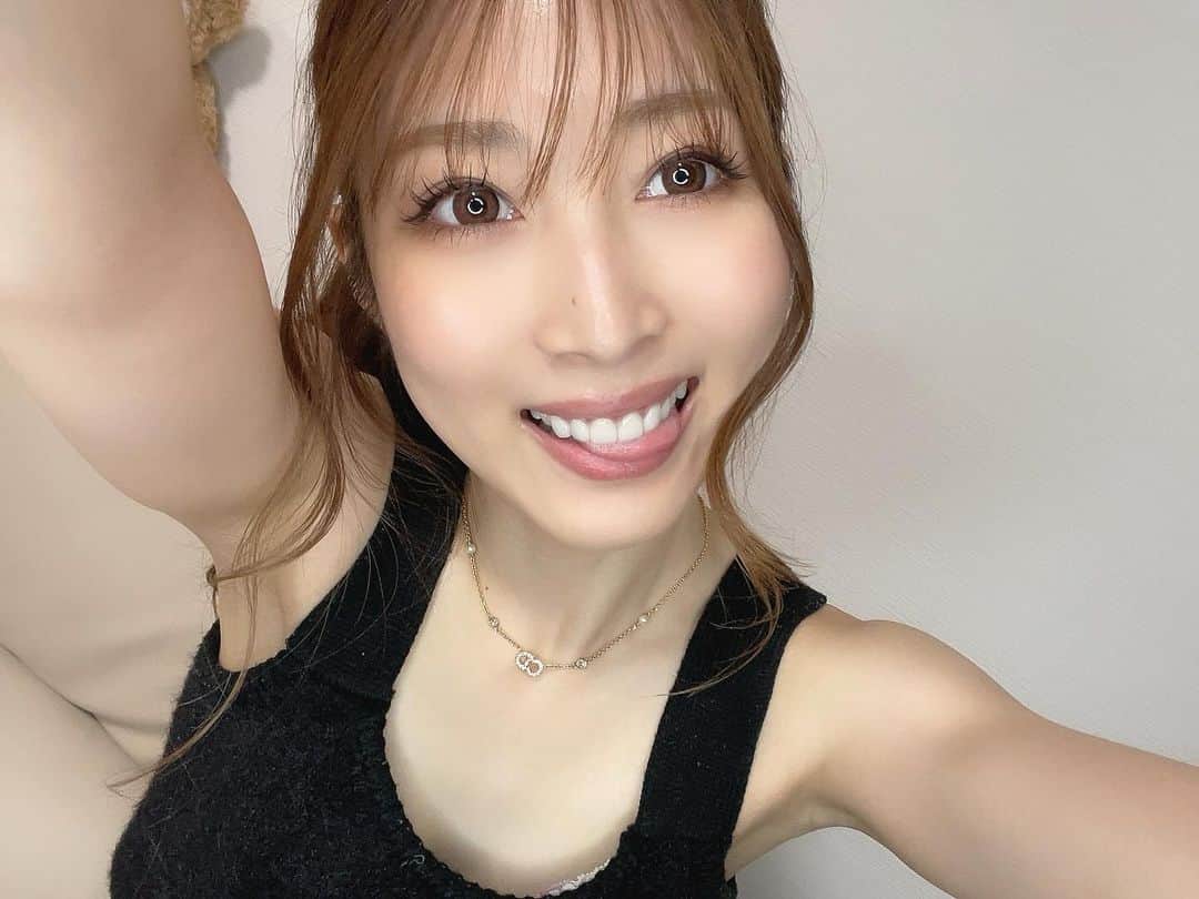 宇野栞菜（阿部栞菜）のインスタグラム：「おはよー😇💓 今週も頑張ろうね🥰」