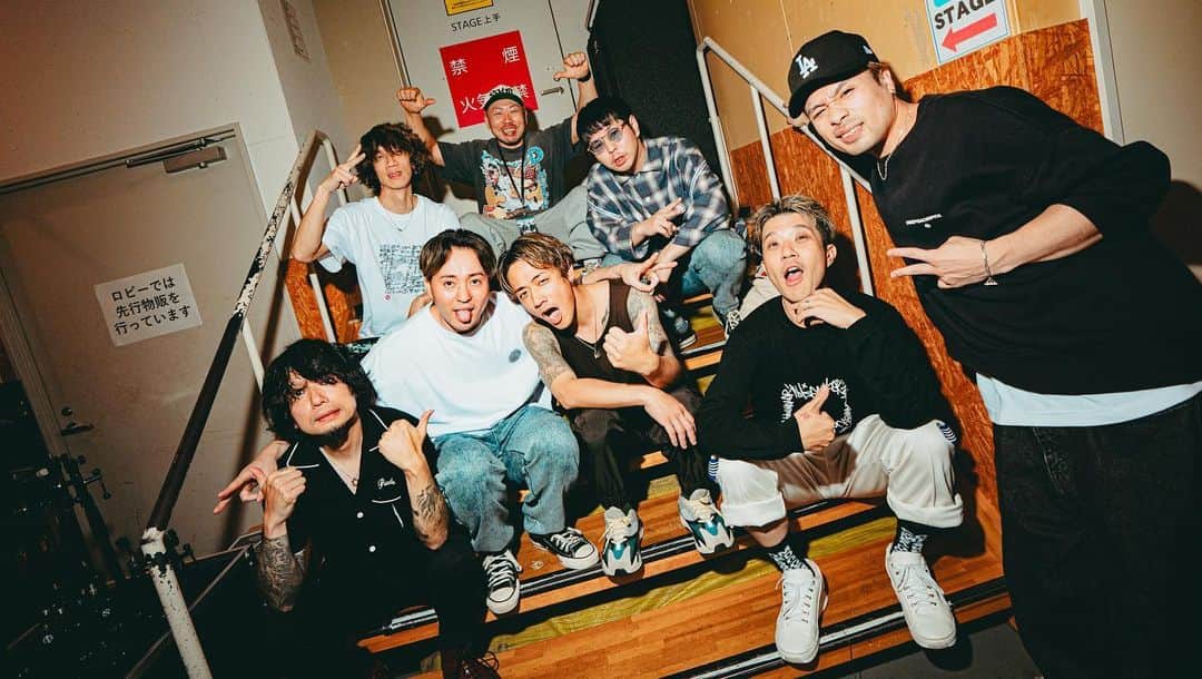 Nothing’s Carved In Stoneさんのインスタグラム写真 - (Nothing’s Carved In StoneInstagram)「"15th Anniversary Tour ～Hand In Hand～" 10/29(日)仙台Rensa w/ NOISEMAKER ⁡ ツアー5日目！ありがとうございました！！ ⁡ ▼Setlist 01. Like a Shooting Star 02. November 15th 03. In Future 04. Bog 05. Deeper,Deeper 06. Wonderer 07. Pride 08. Around the Clock 09. Beginning 10. Out of Control 11. シナプスの砂浜 En. You’re in Motion ⁡ Photo by @musicmagic3923  ⁡ ——————— "15th Anniversary Tour 〜Hand In Hand〜" ⁡ 各プレイガイドにてチケット一般販売中！ ※福岡公演のみ e+：https://eplus.jp/ncis/ ぴあ：https://w.pia.jp/t/ncis/ ローソンチケット：https://l-tike.com/ncis/ ⁡ 11月5日(日)岡山CRAZYMAMA KINGDOM OPEN 17:15 / START 18:00 w/ coldrain ※Thank You Sold Out!! ⁡ 11月6日(月)福岡UNITEDLAB OPEN 18:00 / START 19:00 w/ My Hair is Bad ⁡ 11月19日(日)Zepp DiverCity(TOKYO) OPEN 17:00 / START 18:00 w/ MAN WITH A MISSION ※Thank You Sold Out!! ⁡ ——————— "15th Anniversary “Live at BUDOKAN” 2024年2月24日(土)日本武道館 OPEN 16:30 / START 17:30 ⁡ ▼ツアーWEB先行受付中(先着)！ https://eplus.jp/ncis-hp/ ⁡ ▼特設サイトにて後期楽曲投票受付中！ https://www.ncis.jp/15th/ ※プロフィールのリンクよりアクセス頂けます。 ⁡ #NothingsCarvedInStone #ナッシングス #NCIS #SilverSunRecords #HandInHand #鋭児 #TheBONEZ #THEORALCIGARETTES #wodband #NOISEMAKER #coldrain #MyHairisBad #MANWITHAMISSION」10月29日 22時44分 - nothingscarvedinstone