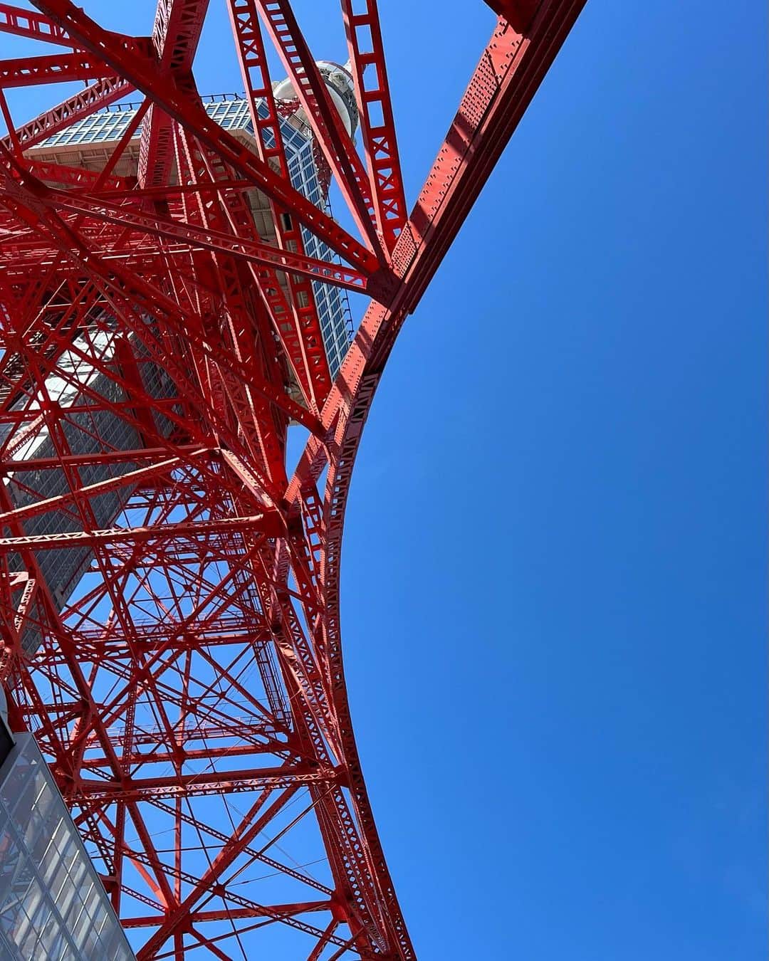 高倉絵理さんのインスタグラム写真 - (高倉絵理Instagram)「ランチ後のお散歩🗼  #東京タワー #東京タワーが好き #tokyotower #tokyotokyo」10月29日 22時40分 - eri_t28