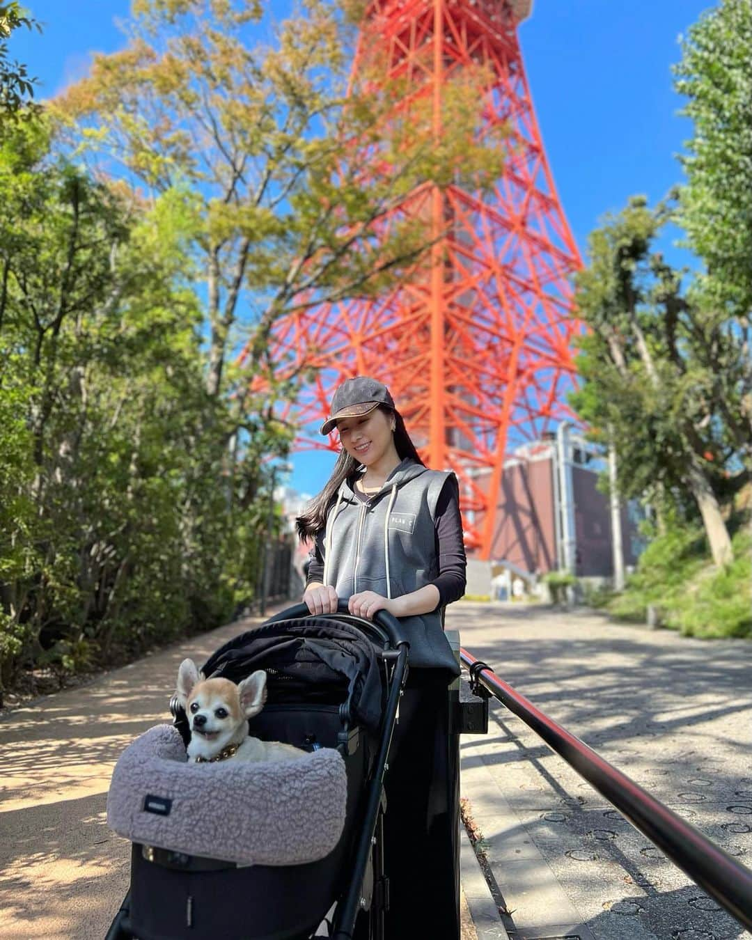 高倉絵理さんのインスタグラム写真 - (高倉絵理Instagram)「ランチ後のお散歩🗼  #東京タワー #東京タワーが好き #tokyotower #tokyotokyo」10月29日 22時40分 - eri_t28