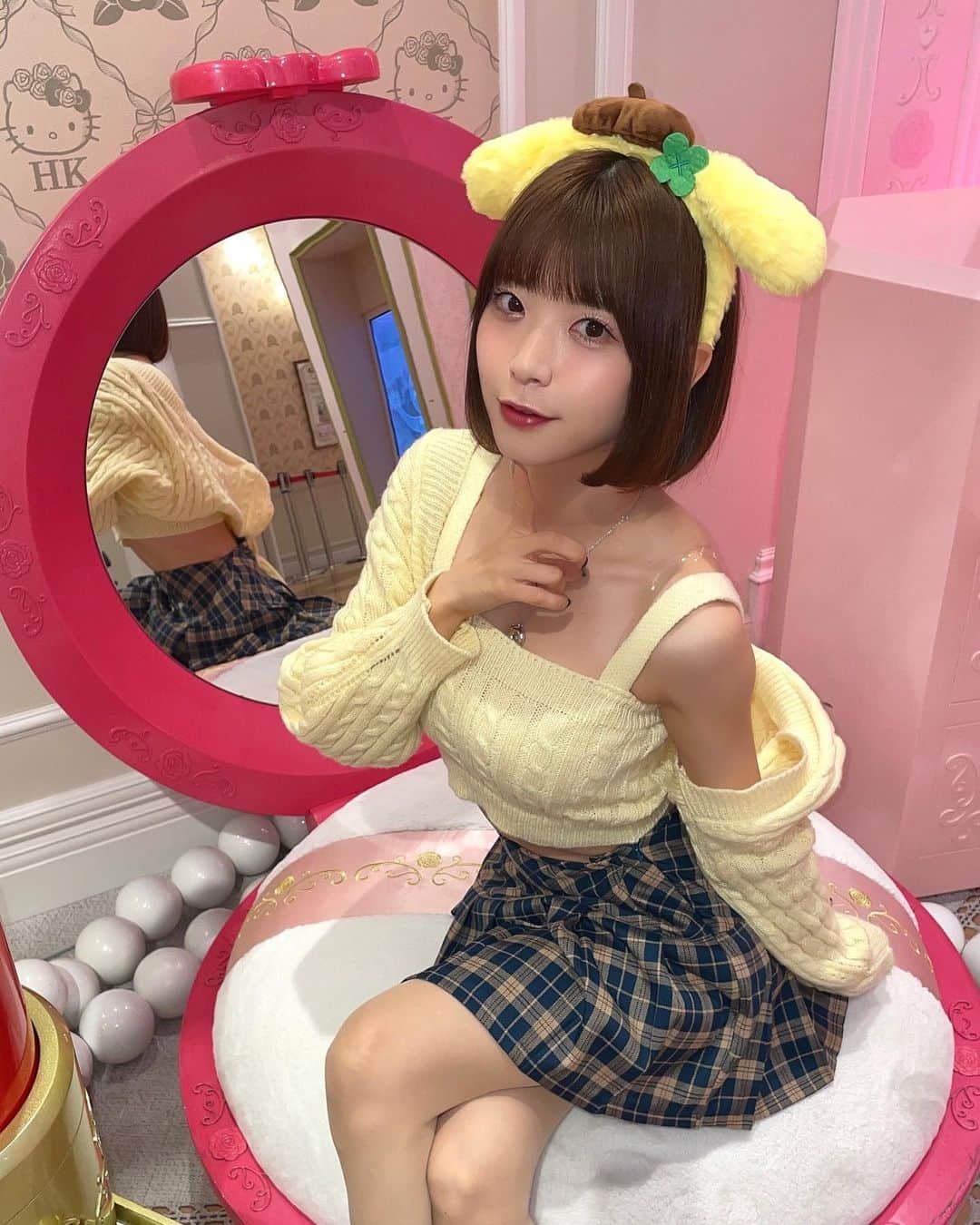 POCHIのインスタグラム：「SPOOKY PUMPKIN 2023でHangoversとしてDJしたよ🎧  最高に楽しかったあ👧🏻💛  サンリオピューロランド15年ぶりとかだったからまた行きたいなあ🐶🍮  #spookypumpkin #spookypumpkin2023 #サンリオピューロランド #ポムポムプリン」