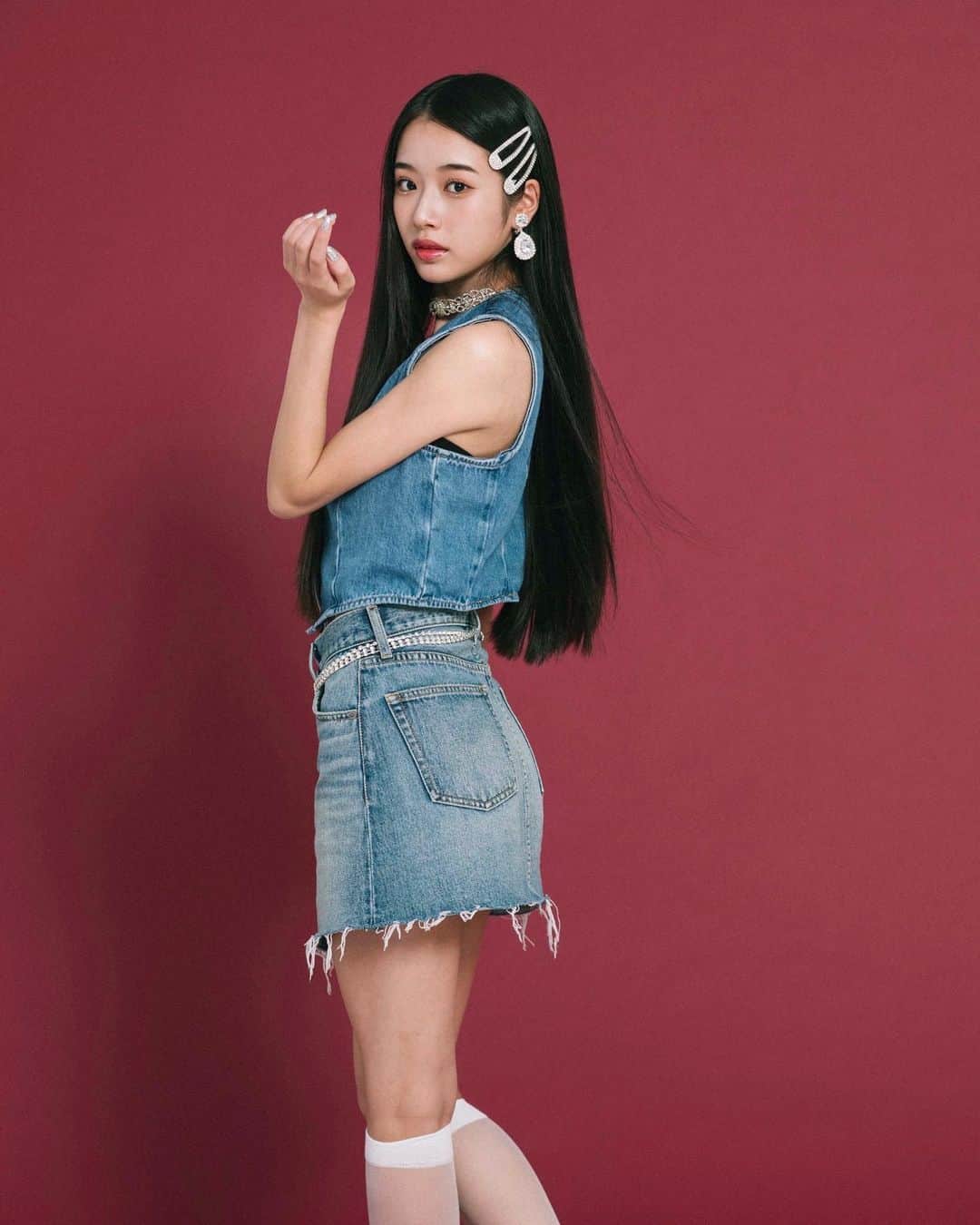 天翔天音のインスタグラム：「#Jelly12月号　🩷  𝐊𝐨𝐫𝐞𝐚𝐧 𝐆𝐢𝐫𝐥𝐬 𝐒𝐭𝐲𝐥𝐞.   企画の紙面みてくださいましたか.ꨄ  沢山の方から 表紙JELLYゲットしたよ〜報告嬉しいです！ ありがとうございます❤︎ ˎˊ˗  #Jelly #12月号 #特別版表紙 #雑誌 #韓国  #model #fashion #05 #asian #teen #koreanstyle」