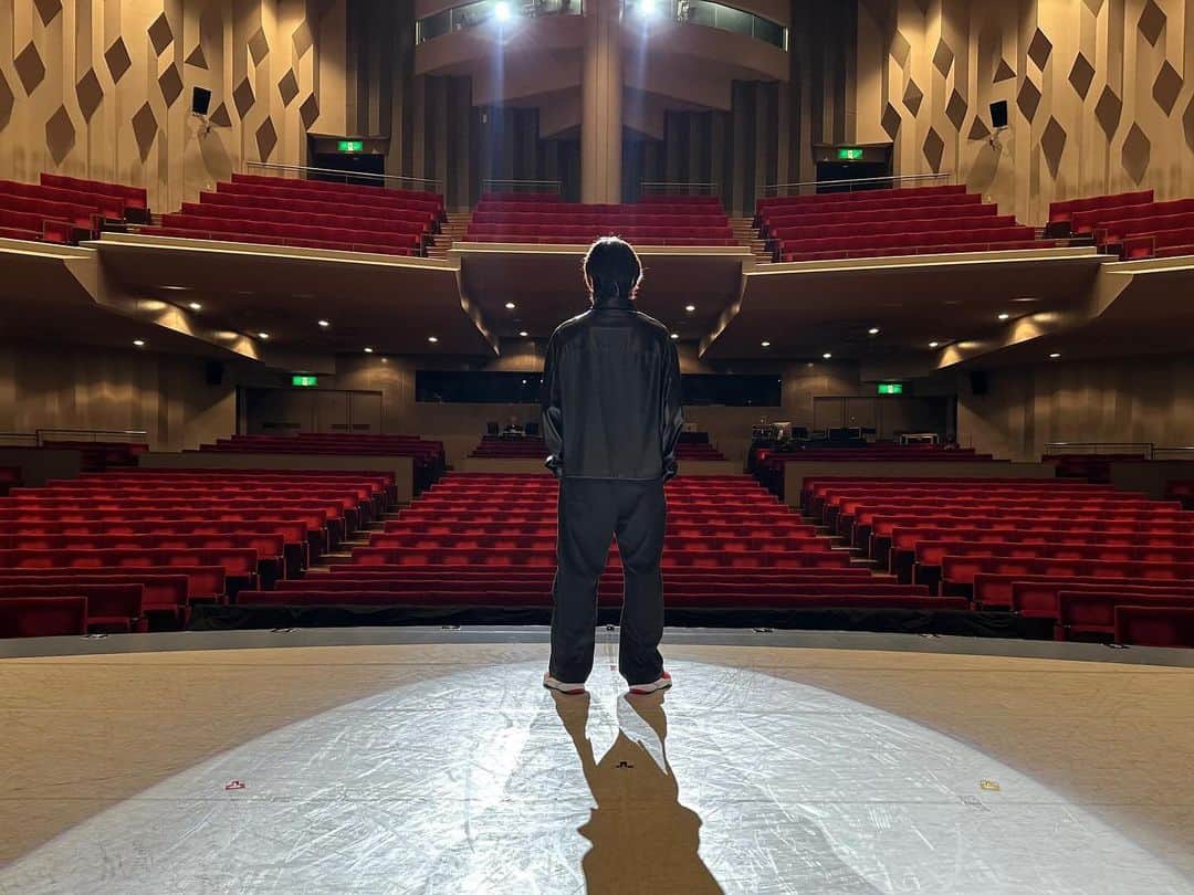 丸山龍星さんのインスタグラム写真 - (丸山龍星Instagram)「ミュージカル『新テニスの王子様』The Third Stage 大阪公演千穐楽  ありがとうございました！  #新テニミュ」10月29日 23時25分 - ryusei_maruyama