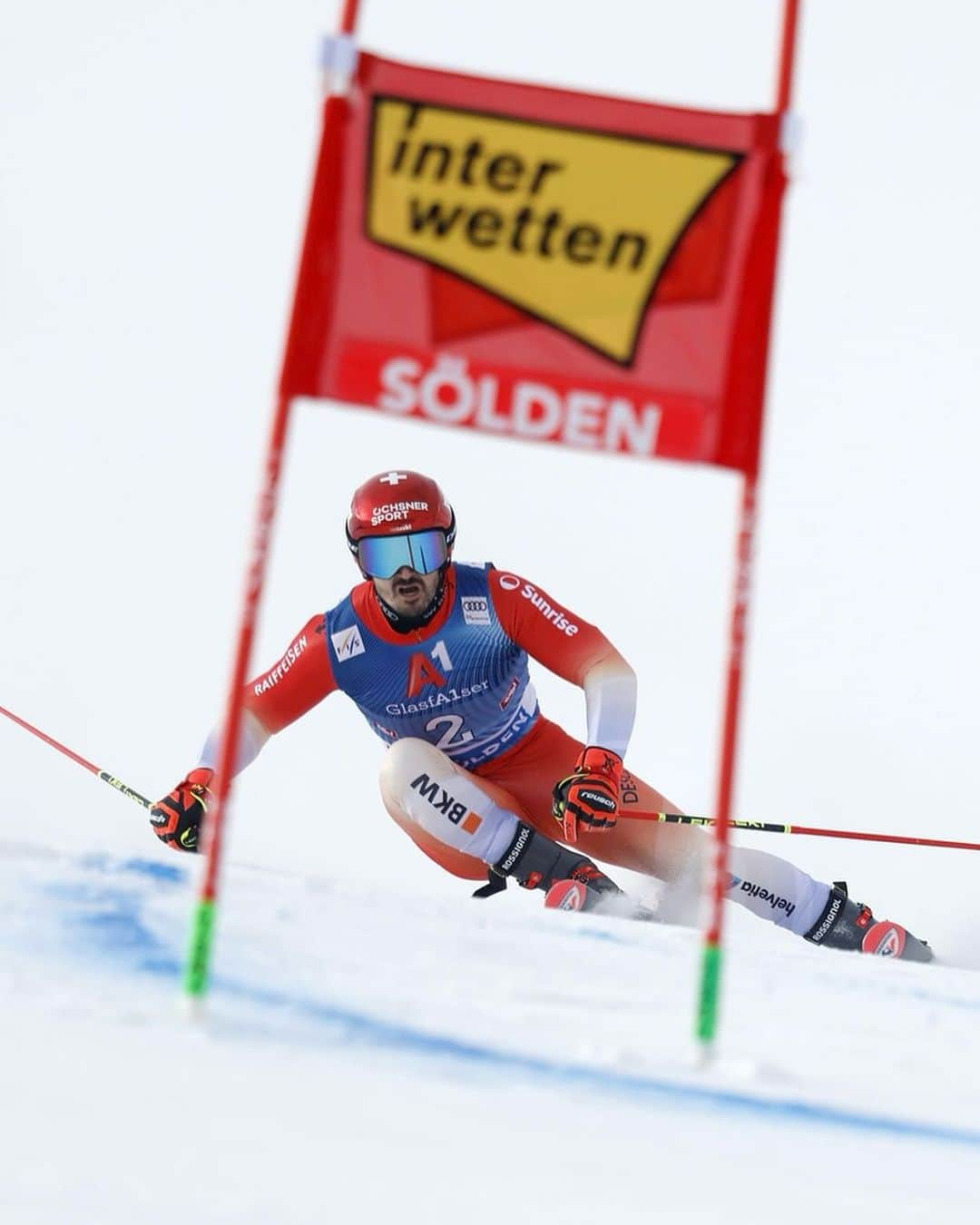 ロシニョールさんのインスタグラム写真 - (ロシニョールInstagram)「Good ski they showed ! 🤩 @soelden.official. Only 1 run and then a cancellation, but #thebandofheroes took the opportunity of this to show what they’re capable of.  Ready for the next stage. 💪💯  #callingallheroes  📸 @agencezoom」10月29日 23時38分 - rossignol