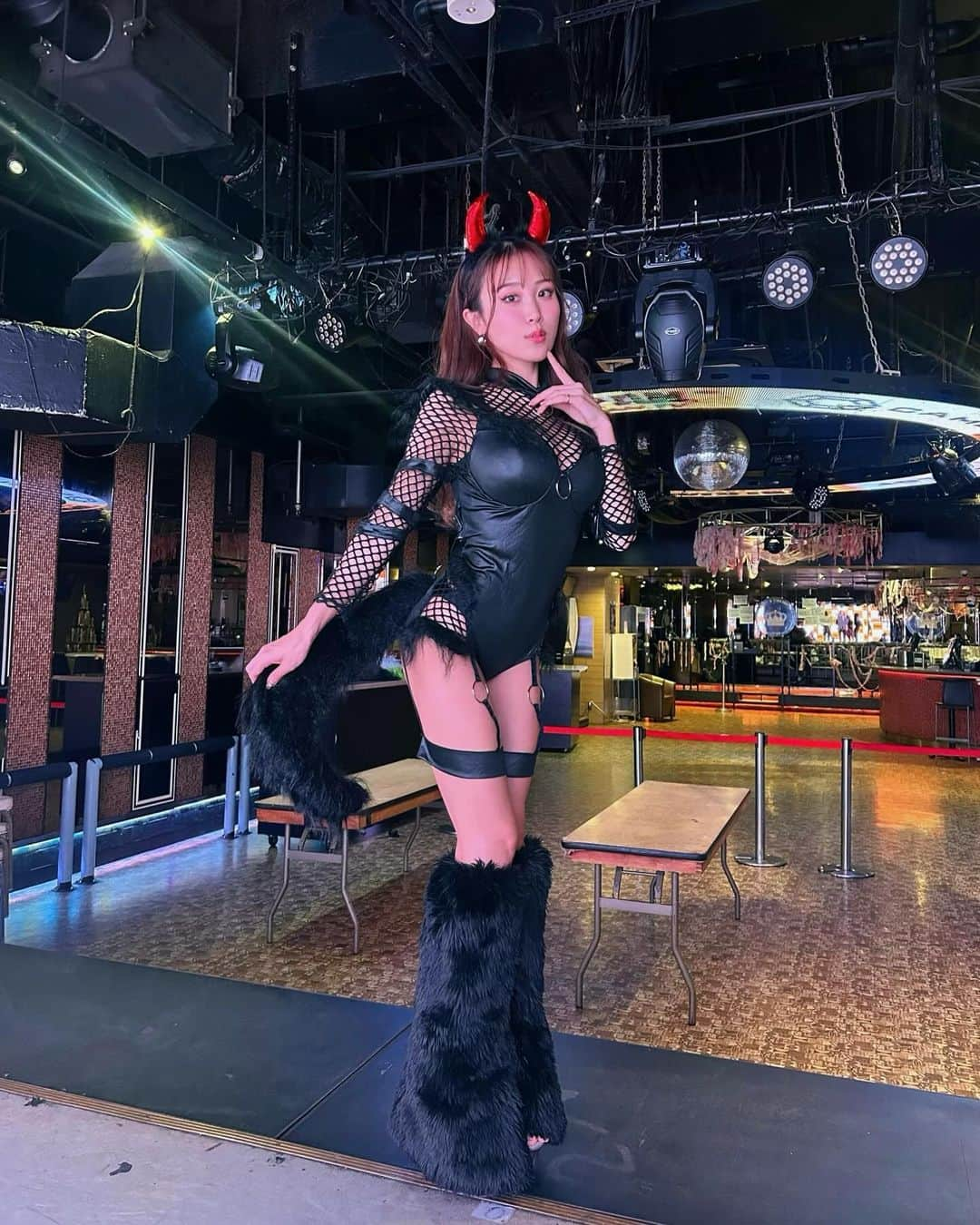 HARUKAさんのインスタグラム写真 - (HARUKAInstagram)「＊ はやめのHappy Halloween😈🎃♥️ . CYBERJAPANファンミーティング Tea Dance ☕️💖 @club_camelot   お越しくださったファンの皆さん、 関係の皆さん、CYBERJAPAN Team 心からありがとうございました☺️♡ . いつも甘め担当が多いのでデビルにしたよ!👿 CYBERJAPANを好きでいてくれてる皆さん、 そして、私のことを好きと言ってくれる 愛しのファンと心温まる素敵な時間でした♥️🫶🏻 . いつもたくさんの応援を心からありがとうございます🥰 私の原動力はファンの応援があってこそで、、 これからも私の愛のお返しを受け取ってほしい🌷♡ . 次回は12月23日(土)の開催🎁 スケジュール入れててよっ♡ . #cyberjapan #cyberjapandancers #cjd #bazooka #サイバージャパン #サイバージャパンダンサーズ」10月29日 23時42分 - cjd_haruka