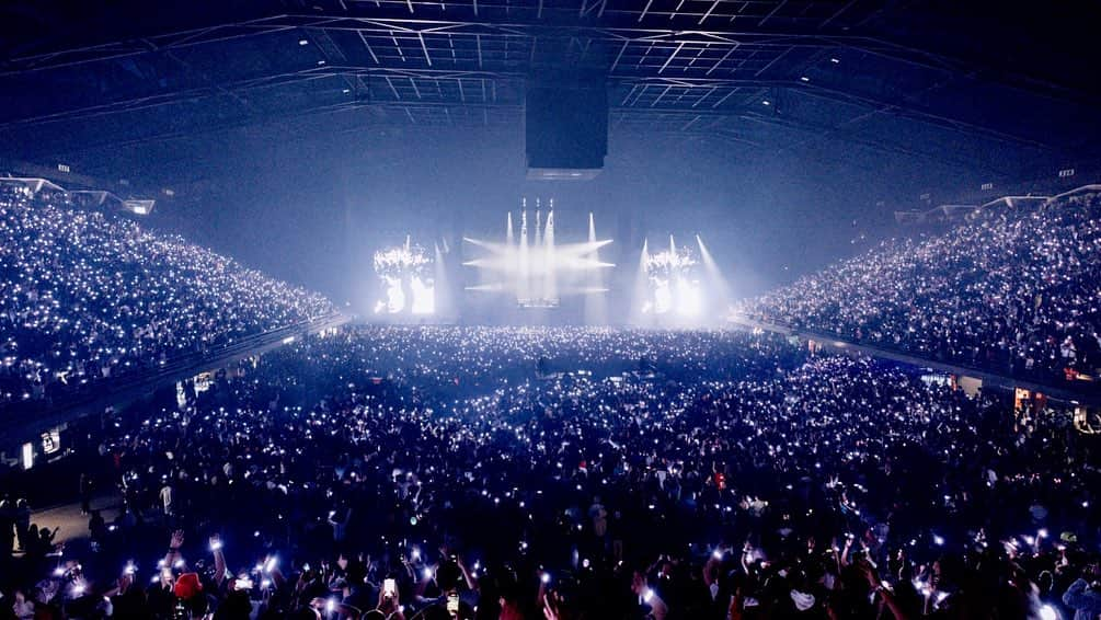 スティーヴ・アンジェロさんのインスタグラム写真 - (スティーヴ・アンジェロInstagram)「Bogotá was incredible! We missed you! So much love ! Mexico City tonight!」10月29日 23時51分 - steveangello