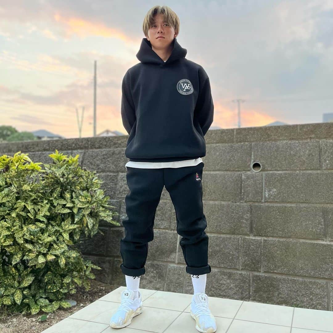 高井和馬さんのインスタグラム写真 - (高井和馬Instagram)「新作だWMON！👕 これからの季節にぴったしだWMON！👕  #WMON #いつもありがとうございます」10月30日 0時03分 - kazuma_takai