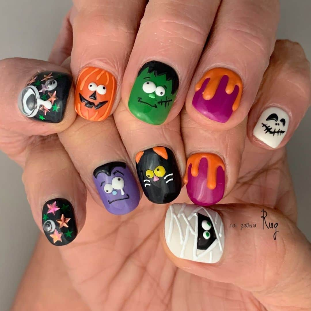 aoki_nailさんのインスタグラム写真 - (aoki_nailInstagram)「・ アイシングっぽい イメージで 立体ハロウィン ちょっと涙目にさせたのが 拘りポイントですw  絵画とかビンテージ っぽいのは元々好きだけど こうPOPなデザインを作るのも 同じぐらい気持ち高まって 好きなんだよな🥳  そして目は魔除けにもなるらしい🧿  nailgalleria  Rug〈ラグ〉 大阪市北区中崎西2-6-3 ペイントD #rughaloweensample  #ハロウィンネイル#ハロウィンコスプレ #ハロウィン#halloween #halloweencostume #halloweennails #halloweenmakeup #痛ネイル#カジュアルネイル#大阪ネイル#ネイルチップオーダー #popnail#pampkin #halloweenart #キャラクターネイル#キャラネイル #caracternail」10月30日 0時46分 - aoki_nail