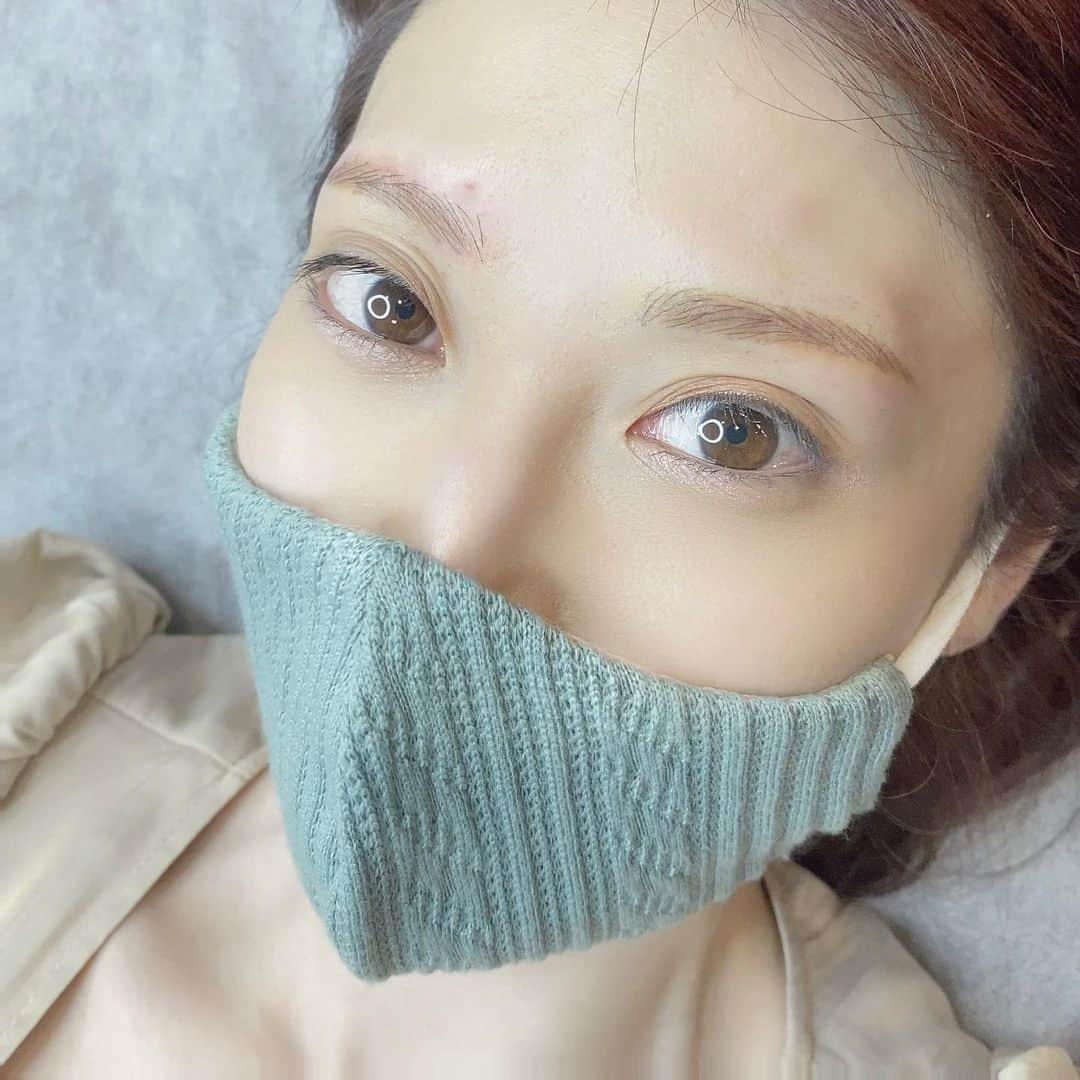 姫崎美桜さんのインスタグラム写真 - (姫崎美桜Instagram)「「眉アート」に行ってきたよ♡   髪の毛が、赤みのある栗色なので、眉も赤系でオーダー( ♡´³`)σ  半年~1年はもちます。   #アートメイク東京  #artmakeup  #時短メイク  #眉毛」10月30日 1時24分 - mio_mio_dayo