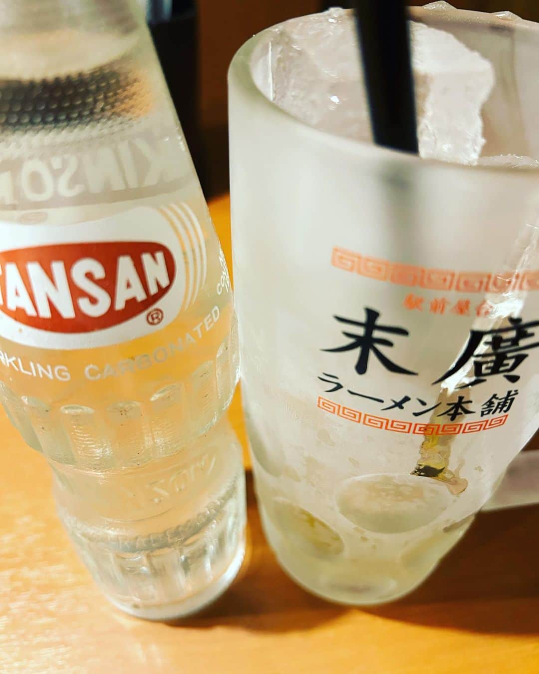 江口拓也のインスタグラム：「末廣ハイボール、キンキン🥹」