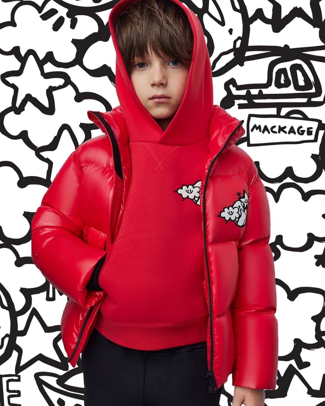 マッカージュさんのインスタグラム写真 - (マッカージュInstagram)「MACKAGE ENFANTS X MATTHEW LANGILLE  Our signature ready-to-wear and protective outerwear, now available with a playful kids touch. @matthewlangille   More on MACKAGE.COM  #MACKAGE #MONDEMACKAGE」10月30日 2時39分 - mackage