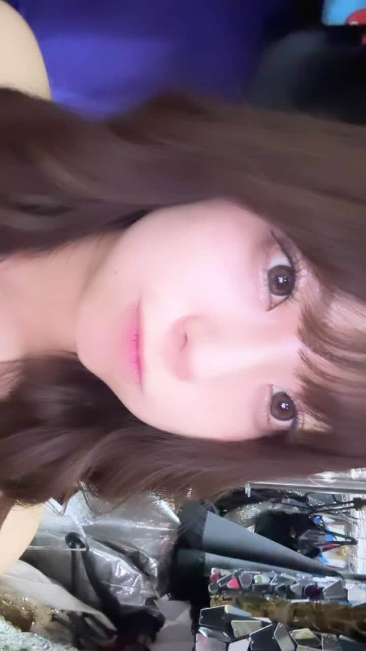 もものインスタグラム：「最近はエフェクトなしで ストーリーのせるのにはまってて 前までは肌荒れとか隠すために エフェクトつけないとあげられないって かんじだったけど この前 @unelimit_cobo さんにいってから ニキビ跡とかが薄まって エフェクトなしでもなんとかいけるかも、！ ってところまでこれたんです！ もうすぐかよいはじめて半年くらい？ 効果で出来て嬉しい🥹 #PR」