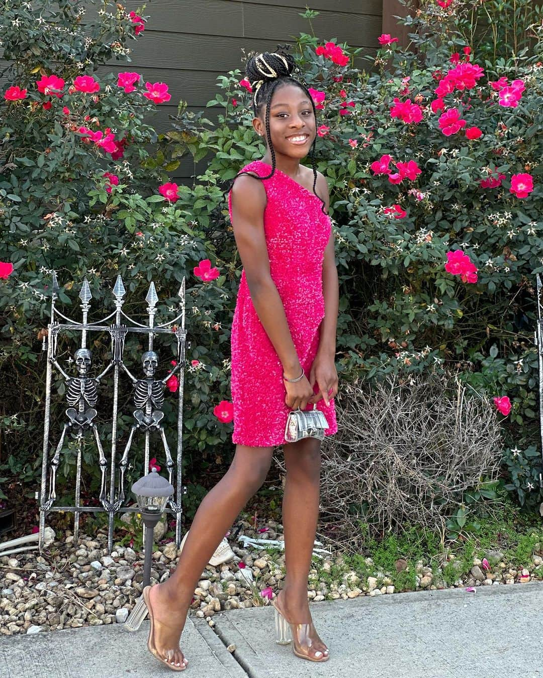 エイス・フッドさんのインスタグラム写真 - (エイス・フッドInstagram)「My Strong, confident, beautiful, creative daughter look stunning for homecoming dance! Def an emotional moment, crazy how time flys! #FatherHood」10月30日 3時40分 - acehood