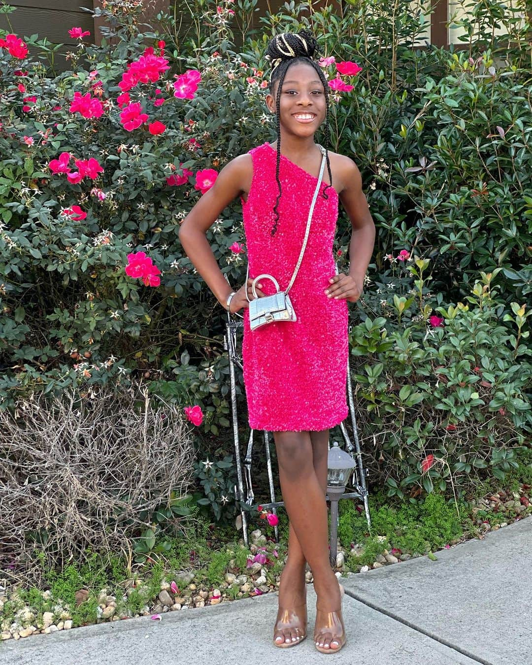 エイス・フッドさんのインスタグラム写真 - (エイス・フッドInstagram)「My Strong, confident, beautiful, creative daughter look stunning for homecoming dance! Def an emotional moment, crazy how time flys! #FatherHood」10月30日 3時40分 - acehood